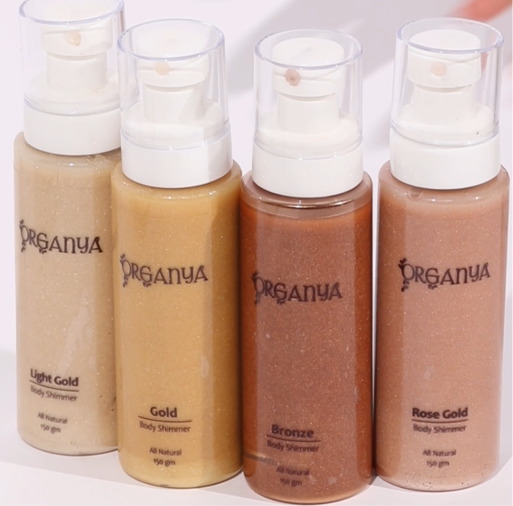 Body shimmer spray