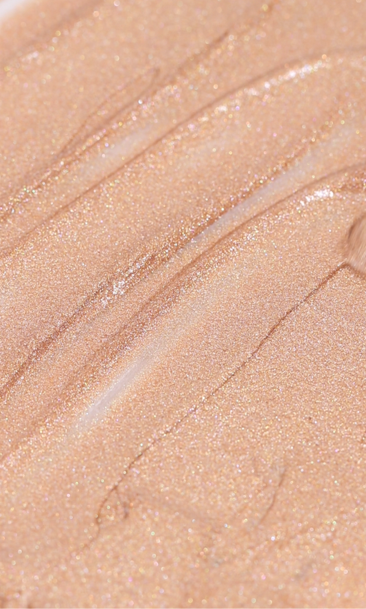 Liquid highlighter in rose gold